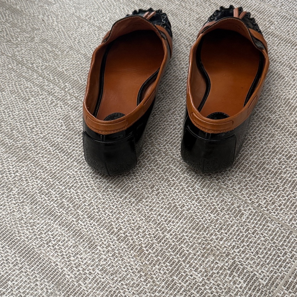 Kate Spade Glossy Black and Tan Loafers size 7.5 - Picture 4 of 6